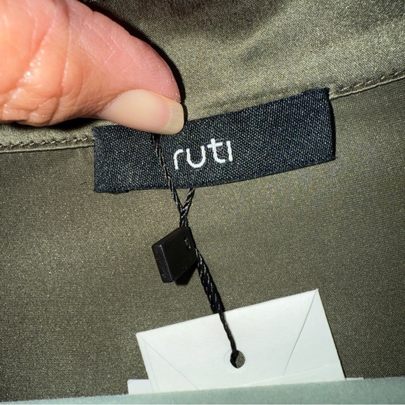 Ruti Sleek Olive Blouse 100% Silk for Women - Picture 2 of 9